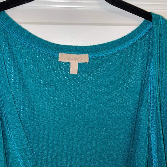 Wonderly button up - Picture 2 of 4